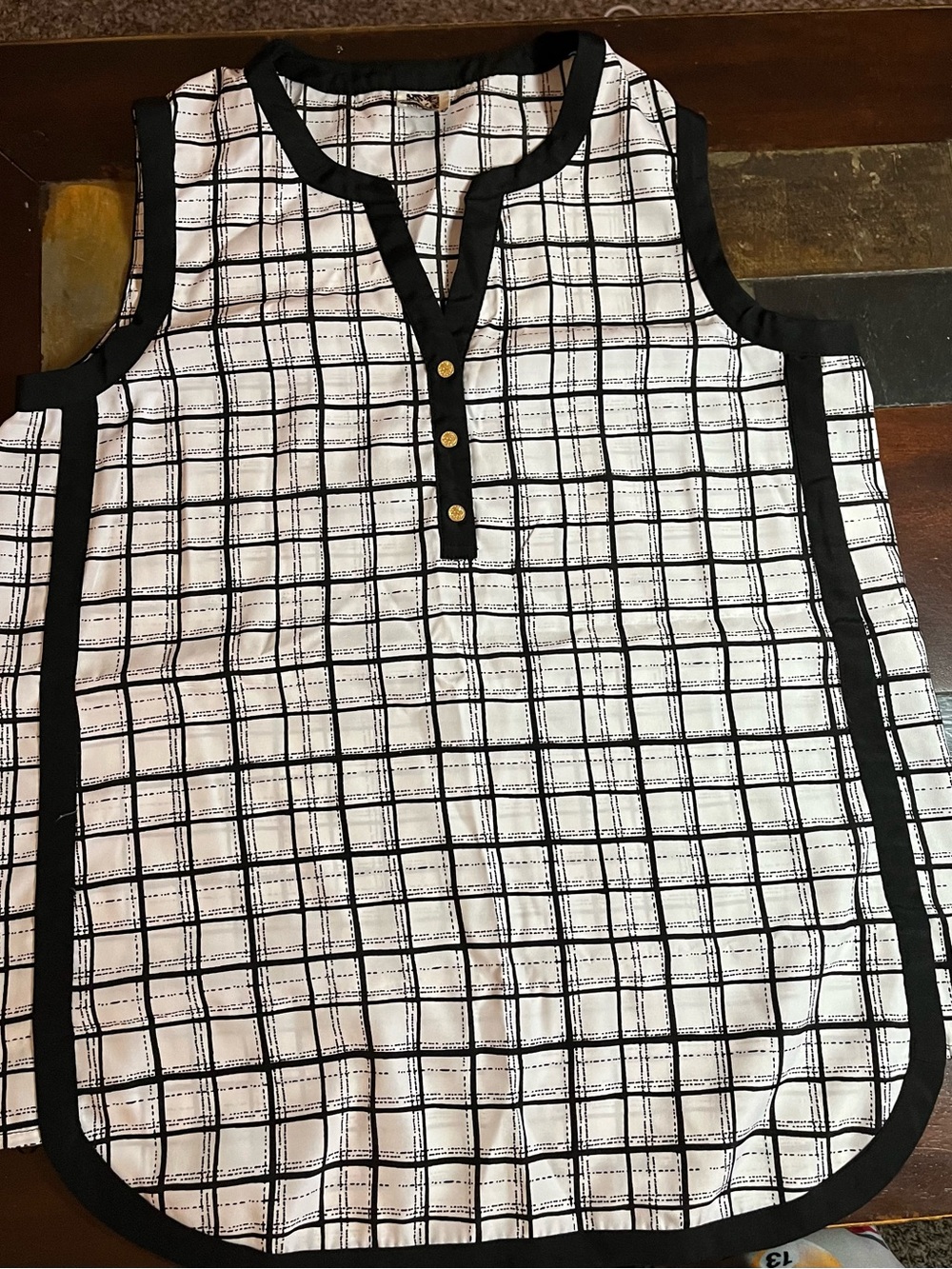 Anne Klein Women’s Black and White Grid Henley Tank